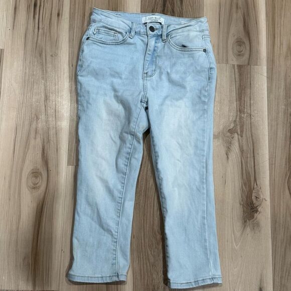 Judy Blue Skinny Fit Light Wash Capri Jeans Women’s 1/25 - Picture 2 of 5